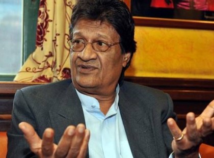 Kitálalt a nagy gyógyszergyár exvezetője!Orvosok lekenyerezése, hatalmas profit, méregdrágán kínált filléres hatóanyagok, gyógyszerek nem tudományos tesztelése, a hatóságok megvesztegetése, kitalált betegségek, hatalmas marketingkampányok, sötét titkok, rengeteg pénz, amivel mindent el lehet tusolni, seregnyi károsult és szenvedő ember, akinek fogalma sincs, hogy minek is esett áldozatául >>>