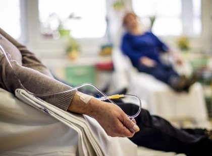 Borzalmas eredményt hozott az új rákterápia, leállították a kezeléseket