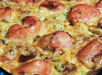 Sajtos tészta fokhagymás csirkedarabokkal – mennyei finomság!