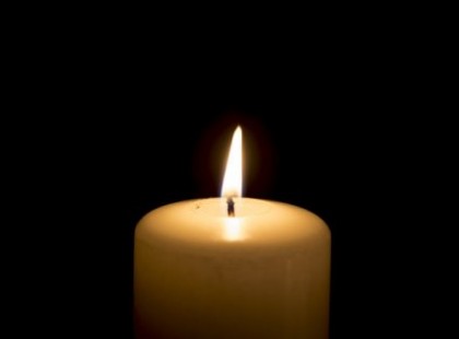 Százak búcsúztak a családtól, akikre rádőlt egy fa. Egyszerre temették el a dombóvári tragédiában elhunyt családot- Egy megosztással adózzunk emlékért!