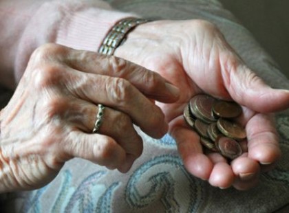 Döbbenet! Rengeteg magyar kisnyugdíjas kap év közbeni nyugdíjemelést! Elképesztő Nyugdíj-kiegészítő támogatásról döntöttek!!!! AKár közel 80-90 ezer forintos emelést jelenthet sok kisnyugdíjasnak!!!! >>>>