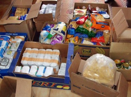 FIGYELEM! Ajándékot kapnak a családok! Mostantól minden hónapban ingyen élelmiszercsomagot és tisztítószer csomagot osztanak családoknak! Országosan jár!!! Mutatjuk a legfontosabb információkat és részleteket >>