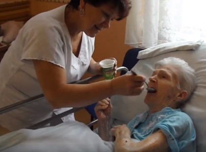 János nyílt levelet írt az ápolási díj emelésének megtagadása miatt a kormánynak. 5 ezer ember osztotta a levelét, ez áll benne