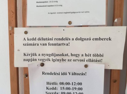 EGY HÁZIORVOS MEGUNTA AZ UNATKOZÓ NYUGDÍJASOKAT AKIK PANASZKODNI JÁRNAK HOZZÁ.EZT ÍRTA KI AZ AJATAJÁRA