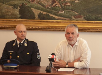 FONTOS!!! FONTOS!!!!Rendőrségi figyelmeztetés – alig néhány perce tették közzé! Ha ezt tapasztalja a lakásban, házában szigorúan tartsa be ezeket az utasításokat!!! Félelmetes és veszélyes helyzetre figyelmeztetik a lakosságot!!!