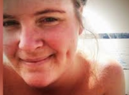 Thea vélemánye a strandolók alakjáról: 