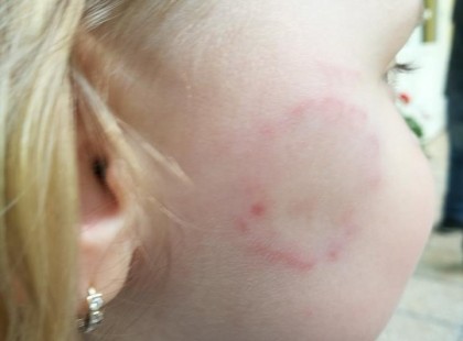 MEGKÉRNÉK MINDEN “JÓÉRZÉSŰ” EMBERT,HOGY OSSZA MEG A TÖRTÉNETÜNKET MERT FELHÁBORÍTÓNAK ÉS ELFOGADHATATLANNAK TARTOM,HOGY ILYEN MEGTÖRTÉNHET.