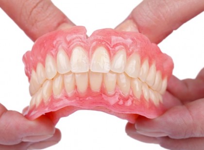 Fogászati támogatás 2018/2019 – pénztámogatás fogpótlásra, fogszabályzásra, kezelésre, implantátumra, koronára, hídra műfogsorra stb!