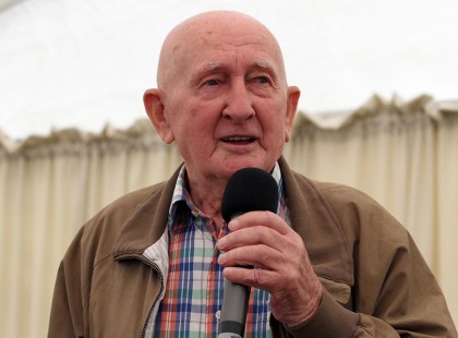 A parlagfű, mint rákgyógyszer? A bükki füvesember elmondta az igazságot, amit a gyógyszeripar tagad!