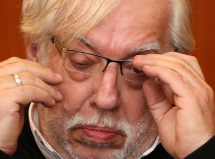 Többször megcsalta rákbeteg feleségét aki öngyilkos lett ,most mindent bevallott a közkedvelt magyar tévés