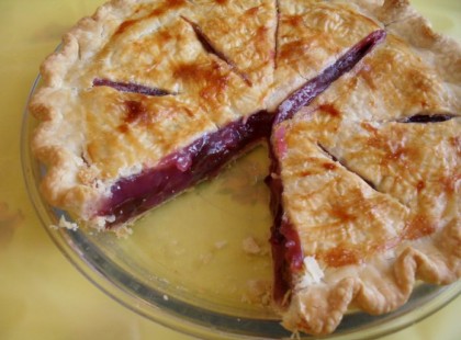 Drága mamámat juttatta eszembe, ő sütötte ezt mindig <3 Fahéjas szilvás pite, az egyik legfincsibb gyümölcsös pite, olcsó és gyors recept! :)