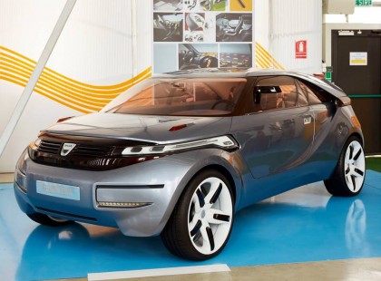 Itt a legújabb Dacia Duster. 3,5 millióért kapható majd, és 203 lóerős lesz