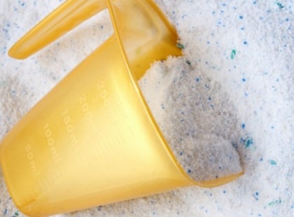 Így ellenőrizheted le a mosószer minőségét egy pillanat alatt: egy egyszerű trükk, nem várt eredményekkel!