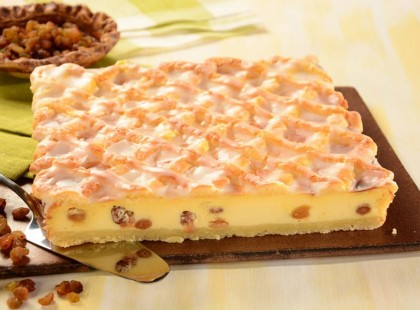 Krémes túrós sütemény, ami versenyre kelhet a légínycsiklandóbb finomságokkal is!