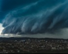 19 megyére adtak ki riasztást !Hatalmas égszakadás jön !2 cm-es jégdarabokra hívja fel a figyelmet a meteorológiai szolgálat, amihez 70 km/órás szél társul !