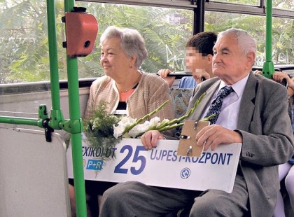 Fontos: 65 év felettiek figyelem! Ezentúl már csak ÍGY utazhat ingyen! Mutatjuk hogyan! Kötelező teendője van különben megszűnik az ingyen utazásra való joga!