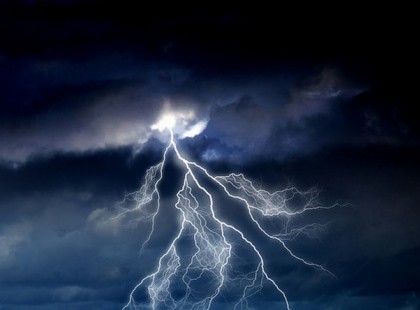 Órákon belül megérkezik Önhöz is a kőkemény vihar. Ezekben a megyékben lesz nagy zuhé