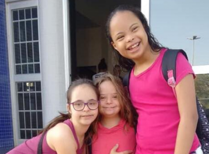 3 szép Down-szindromás hercegnőkkel utaztunk nyaralni,amikor ilyen csúnya módon aláztak meg minket!