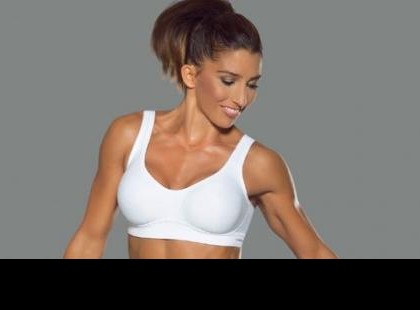 Rubint Réka: ” Miért kellene beállnom a futószalag mellé, hogy lássam a szegény emberek életét? Milliárdosok vagyunk, megdolgoztunk érte és megérdemeljük… – Ti mit gondoltok erről?