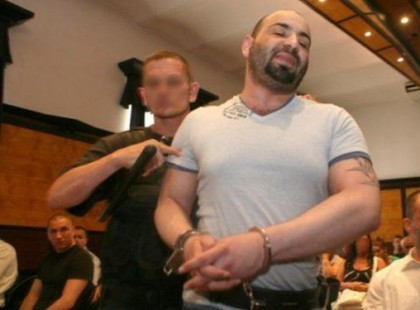 Segédmunkából él luxus életet Sztojka Iván