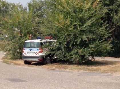 FRISS! Felrobbant a Facebook az aljas módon lesből mérő debreceni rendőrtől, aki ide bújt el! (vérlázító képek a cikkben) - Oszd meg te is, ha felháborít!