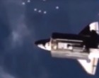 NASA:8 azonosítatlan tárgy húzott el az űrsikló mellett ÉLŐ adásban!