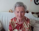 SZERETETT ÉS SAJNOS NAGYBETEG NAGYMAMÁNK MA LETT 80 ÉVES. UGYAN NEM KÉRTE, DE MI SZERETNÉNK MEGMUTATNI, HOGY IDŐS LÉTÉRE MILYEN ÜGYES IS Ő. HA NEKTEK IS TETSZETTEK MUNKÁI, KÜLDJETEK SZÁMÁRA PÁR BÁTORÍTÓ SZÓT, BIZTOS VAGYOK BENNE, HOGY NAGYON JÓL ESNE NEKI! HÁLÁSAN KÖSZÖNJÜK!