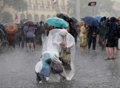 Ítéletidő várható, országos riasztás lépett érvénybe