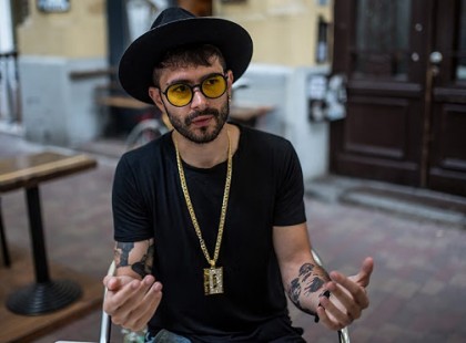 A kislányom odament az utcán a mindig morcos Bye Alexhez, ami ezután történt, arról szeretném ha mindenki tudna...!