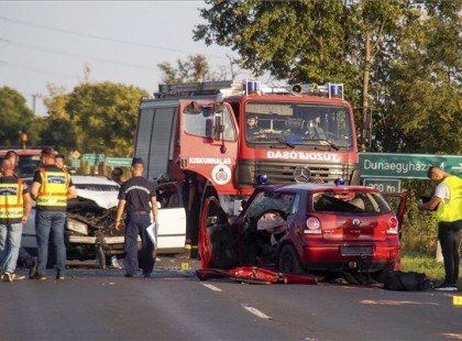 Szörnyű tragédia! Három autó ütközött az 51-es főúton ahol négy ember életét vesztette