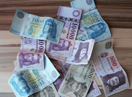 ELFOGADTÁK! 2018. szeptember 17, hétfőtől igényelhető az egyszeri 65.000 forintos támogatás! Alanyi jogon mindenkinek jár! Itt igényelheted meg pontosan: - Osszátok meg, hogy senki se maradjon le róla!