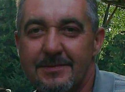 Szülinapra készültek, halotti tor lett belőle, miután Tamást haza zavarták az orvosok, hogy játsza az eszét. 2 gyermeket hagyott hátra