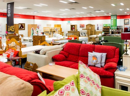 Ingyen elvihető ülőgarnitúra - szekrénysor - íróasztal !