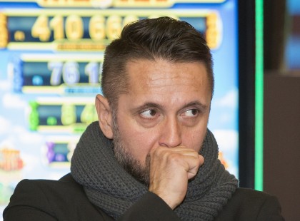 NAGYON DURVA, mit üzent Maj­ká­nak Cur­tis a nyilvánosság előtt…Vajon mit szól ehhez Majka???