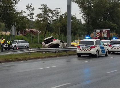 Ma hajnalban történt! Telefonon hívták a szüleimet, majd közölték velük, hogy súlyos közúti balesetet okoztam - Ami ezután következett, arról szeretném, ha mindenki tudna, mert nagyon fontos! Kérlek titeket osszátok!