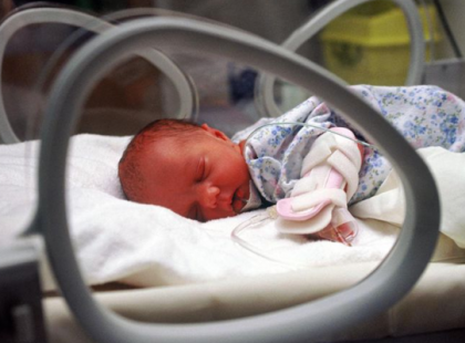 Északnyugat-magyarországi kórház inkubátorában hagyták magára a kis Marcellt – A gyermek mellé, EZT a szívszorító üzenetet tették szülei: