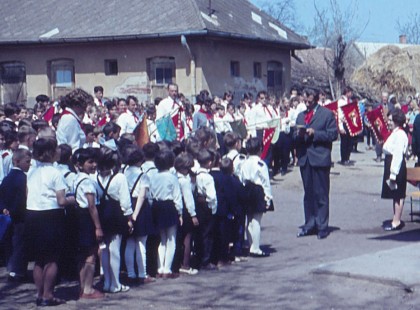 Ilyen volt a 80-as években iskolába járni