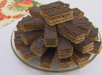 Több zserbórecept kering a neten, de ez az, ami igazán olyan, mint a nagyié, és elronthatatlan!