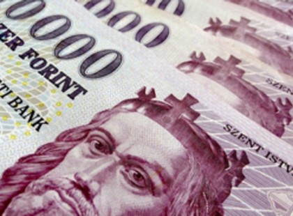 Plusz 16 ezer forintra számíthat egy nyugdíjas novemberben