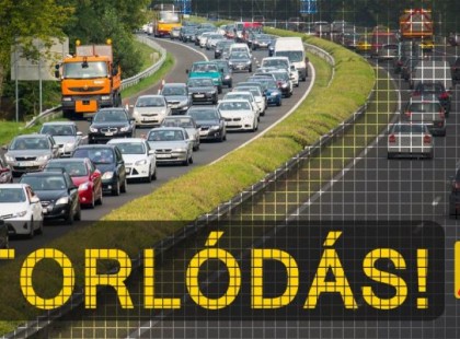Figyelem ! Baleset történt az M1-es autópályán 2 - km-es a torlódás és közel 20-25 perces a menetidő növekedés.