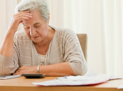 ÚJABB NAGY POFON A NYUGDÍJASOKNAK – ÉS NEM TEHETNEK ELLENE SEMMIT!