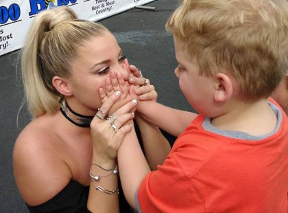 Ma találkoztam valakivel, valakivel, aki valami olyasmit tett, hogy ameddig élek, mindig emlékezni fogok rá és erre a napra is! - Szerintetek helyesen cselekedtem vele? Ti mit tettetek volna?