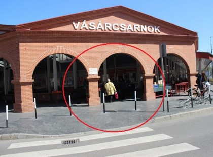 Te aljas szívtelen gazember, Te aki ma ezt a szörnyen aljas dolgot merted művelni a 80 éves nagymamámmal a szolnoki piacon.. neked üzennék!! - Remélem eljutnak hozzád soraim! Segítsetek!