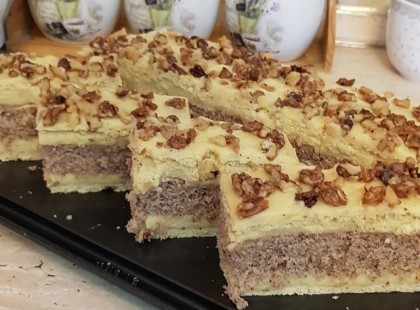 Ha van otthon egy kis dió és méz, már készülhet is a francia diós mézes finomság!