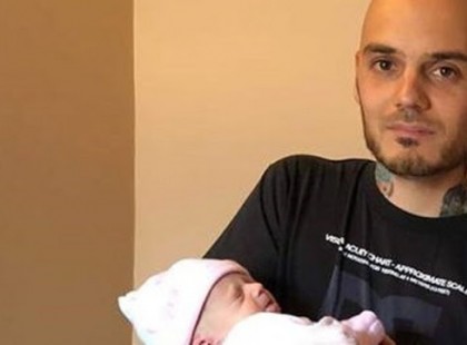 TRAGÉDIA! Egyedül maradt babájával az apuka: Az egész ország összefogott a félárván maradt kis Hankáért! Kérjük aki tud segítsen! - Adjátok tovább az édesapa egyetlen kérését!