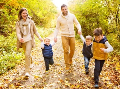 Pozitív plakátkampányt indított a kormány