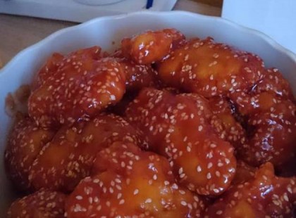 Kínai édes-csípős-szezámmagos csirke – Sokkal egyszerűbb elkészíteni, mint ahogy gondolnánk