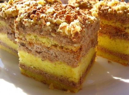 Mámorító főtt diókrémes sütemény – mindenki rajong érte, olyan krémes és finom!