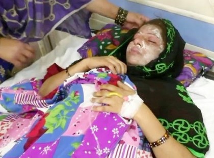 Borzasztó! Fiút szeretett volna, de kislánya született, ezért olyat tett, ami megbocsájthatatlan..! Ezt öntötte feleségére.. - Szerintetek milyen büntetést érdemel egy ilyen 