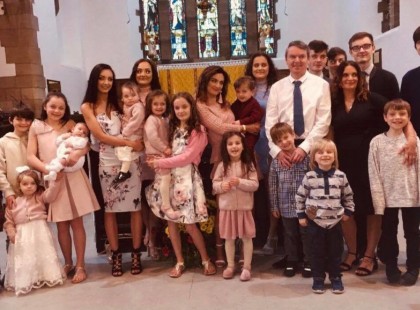 21 gyermeket szült természetes úton ez a Nő. Nem találod ki, hogy melyik az édesanya